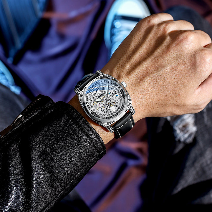 Vintage Engraved Mechanical Watch - Luvoro Genéve 